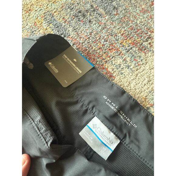 Columbia Women’s Sz 10 Grey Active Shorts - NWT - Picture 3 of 5